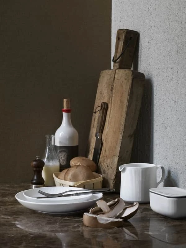 Royal Copenhagen Hvid Riflet Smørboks 3 Royal Copenhagen Hvid Riflet Smørboks - Billede 2