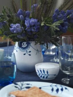 Royal Copenhagen Blå Mega Riflet Vase 12 Royal Copenhagen Blå Mega Riflet Vase -Royal Copenhagen 3990 9bfb53ec 0e70 4769 9e34 5ae9fd26f69a