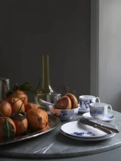 Royal Copenhagen Blomst Kop M. Underkop - Syren -Royal Copenhagen 3990 f5cbea6a a986 4954 8b1a 452b22e2514e